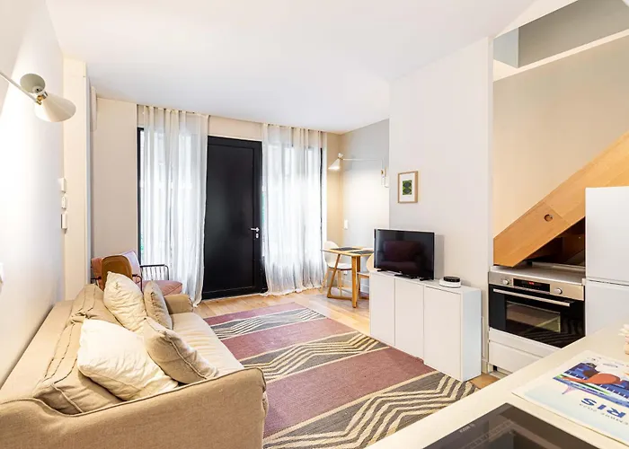 Quiet With Terrace&ac-le Marais/bastille Paris