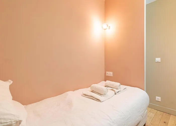 Quiet With Terrace&ac-le Marais/bastille Appartement